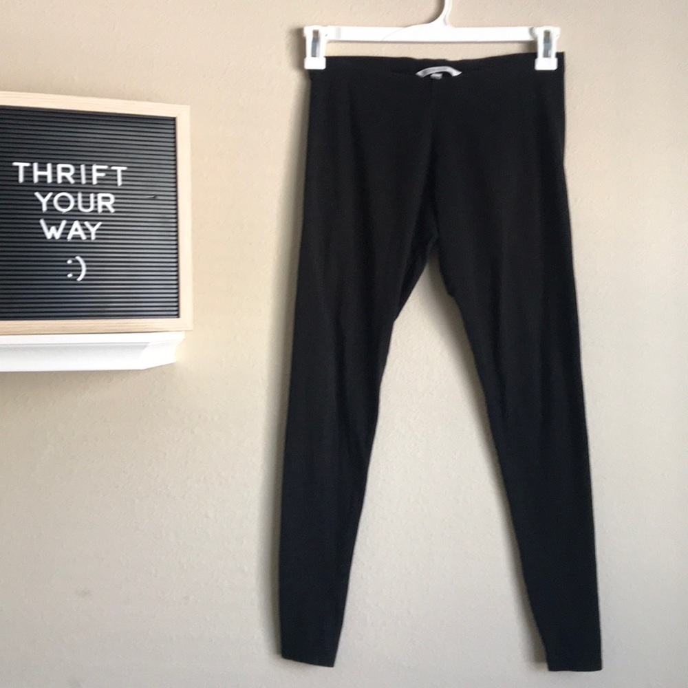 3/$10 Victoria’s Secret Leggings